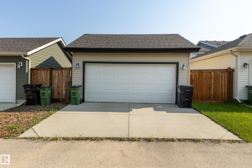 1241 Chappelle Boulevard Sw, Edmonton, AB - Outdoor With Exterior