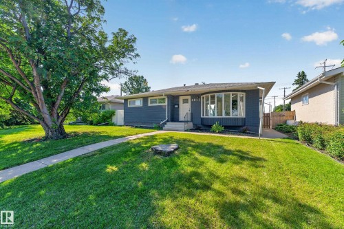 6011 93A Avenue Nw, Edmonton, AB - Outdoor