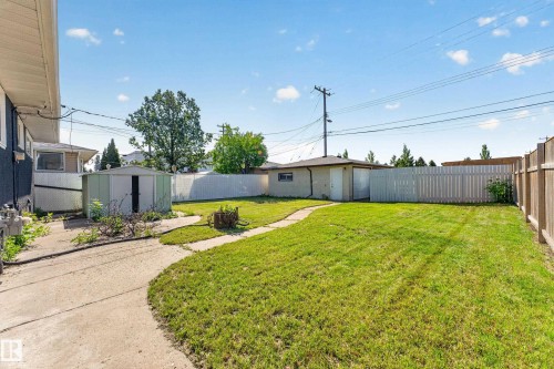 6011 93A Avenue Nw, Edmonton, AB - Outdoor