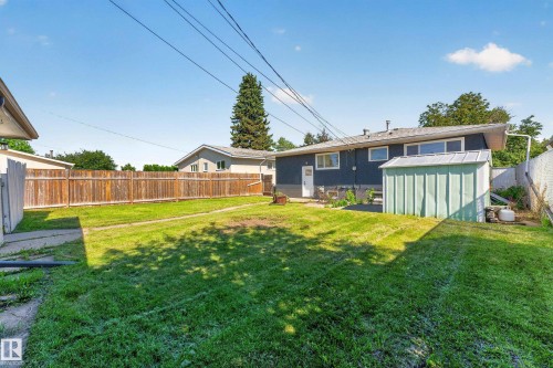 6011 93A Avenue Nw, Edmonton, AB - Outdoor