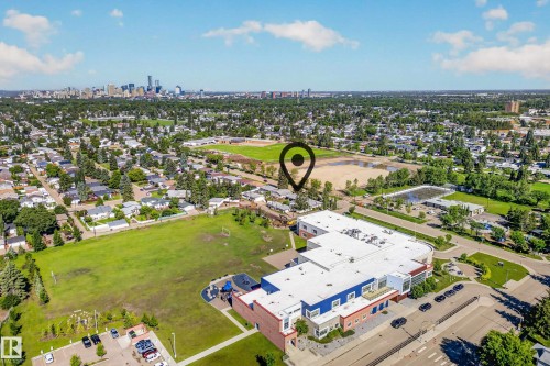 6011 93A Avenue Nw, Edmonton, AB - Outdoor With View
