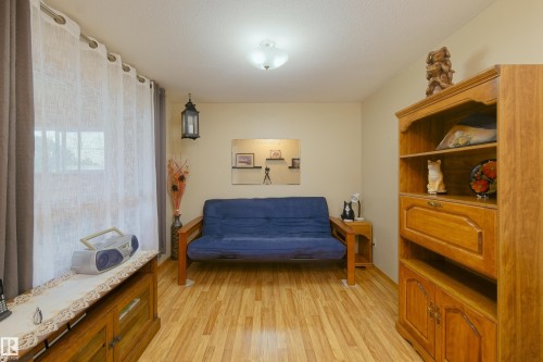 5020 47 Street, Barrhead, AB - Indoor