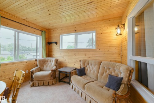 5020 47 Street, Barrhead, AB - Indoor