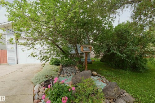 5020 47 Street, Barrhead, AB - Outdoor