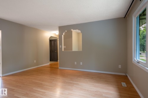 29 Fawcett Crescent, St. Albert, AB - Indoor Photo Showing Other Room