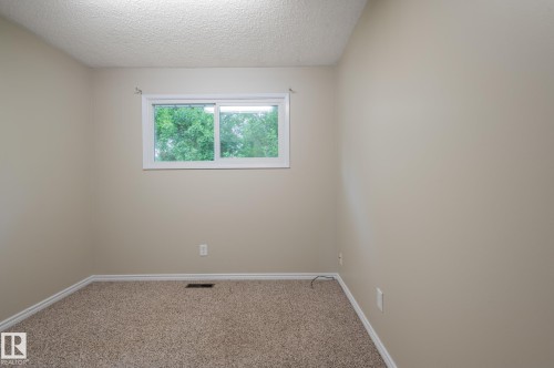29 Fawcett Crescent, St. Albert, AB - Indoor Photo Showing Other Room
