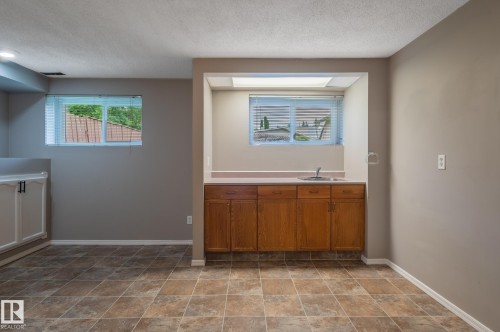 29 Fawcett Crescent, St. Albert, AB - Indoor Photo Showing Other Room