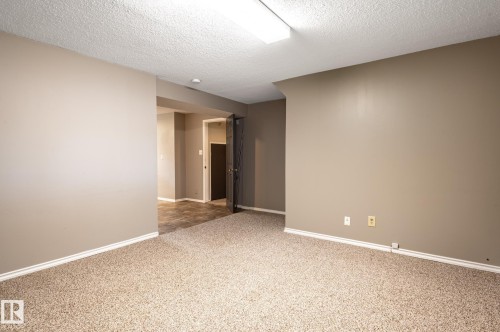 29 Fawcett Crescent, St. Albert, AB - Indoor Photo Showing Other Room
