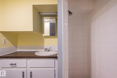 29 Fawcett Crescent, St. Albert, AB - Indoor Photo Showing Bathroom