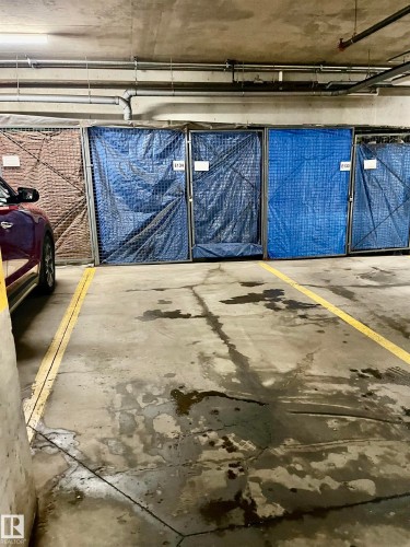 #213 396 Silver Berry Rd Nw, Edmonton, AB - Indoor Photo Showing Garage
