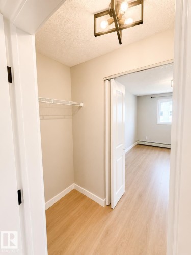#329 17447 98A Av Nw, Edmonton, AB - Indoor