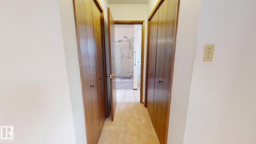 3536 105A Street Nw, Edmonton, AB - Indoor Photo Showing Other Room