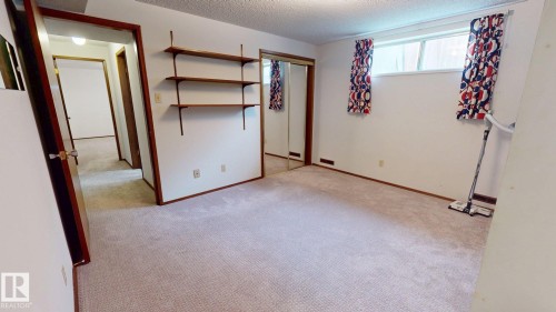 3536 105A Street Nw, Edmonton, AB - Indoor Photo Showing Other Room