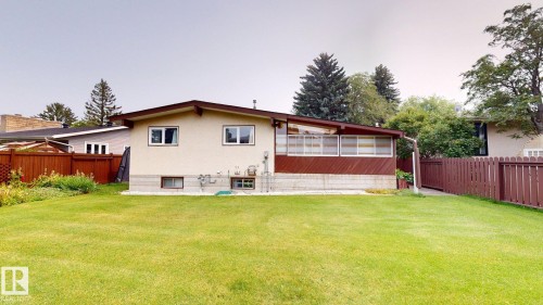 3536 105A Street Nw, Edmonton, AB - Outdoor