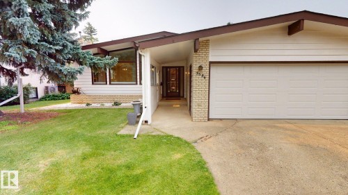 3536 105A Street Nw, Edmonton, AB - Outdoor
