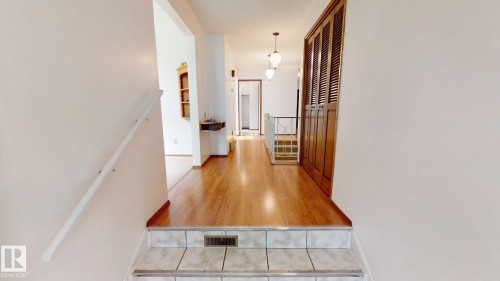 3536 105A Street Nw, Edmonton, AB - Indoor Photo Showing Other Room