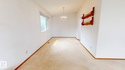 3536 105A Street Nw, Edmonton, AB - Indoor Photo Showing Other Room