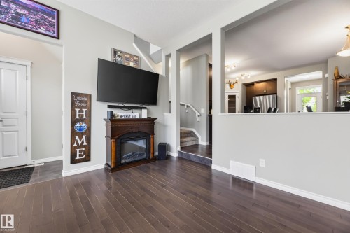 7915 22 Avenue Sw, Edmonton, AB - Indoor With Fireplace