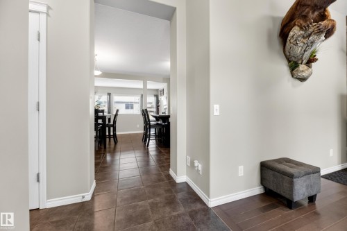 7915 22 Avenue Sw, Edmonton, AB - Indoor Photo Showing Other Room