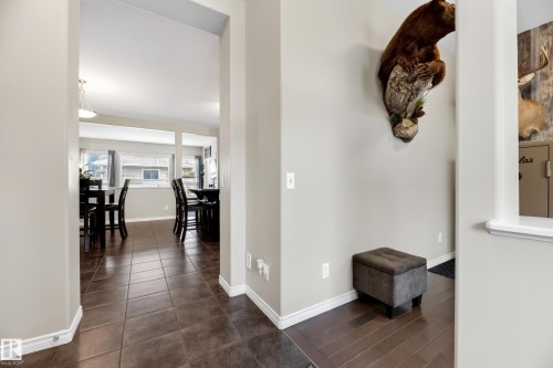 7915 22 Avenue Sw, Edmonton, AB - Indoor Photo Showing Other Room