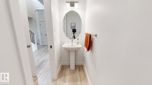 4601 62 Street, Beaumont, AB - Indoor Photo Showing Bathroom