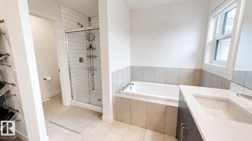 4601 62 Street, Beaumont, AB - Indoor Photo Showing Bathroom