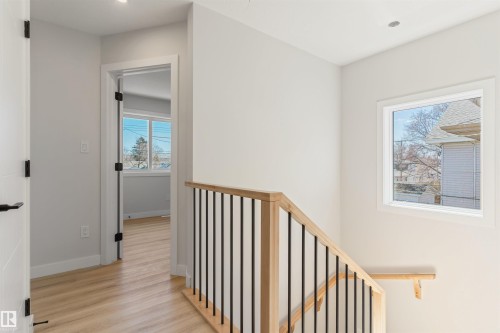 11229 96 Street Nw, Edmonton, AB - Indoor Photo Showing Other Room