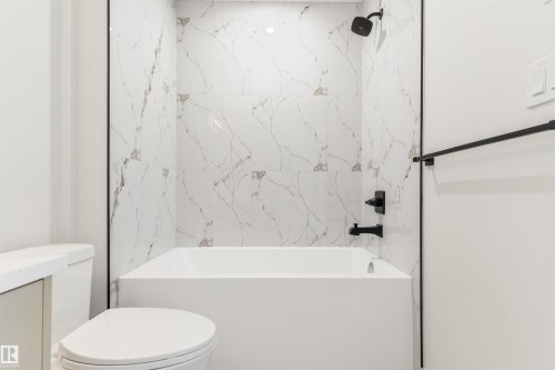 11229 96 Street Nw, Edmonton, AB - Indoor Photo Showing Bathroom