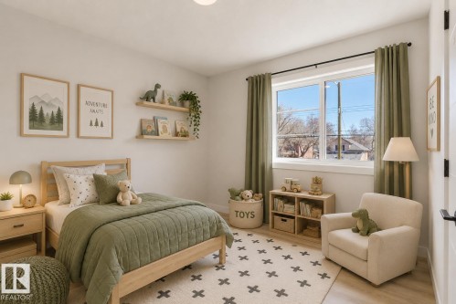 11229 96 Street Nw, Edmonton, AB - Indoor Photo Showing Bedroom
