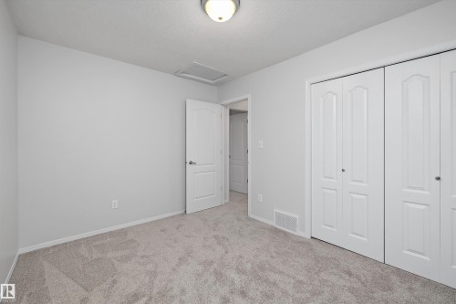 161 Rue Magnan, Beaumont, AB - Indoor Photo Showing Other Room