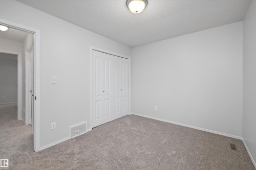 161 Rue Magnan, Beaumont, AB - Indoor Photo Showing Other Room