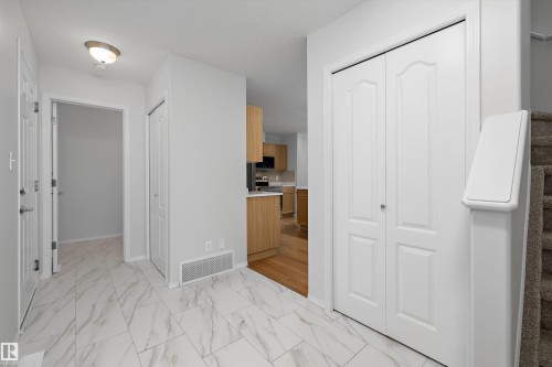 161 Rue Magnan, Beaumont, AB - Indoor Photo Showing Other Room