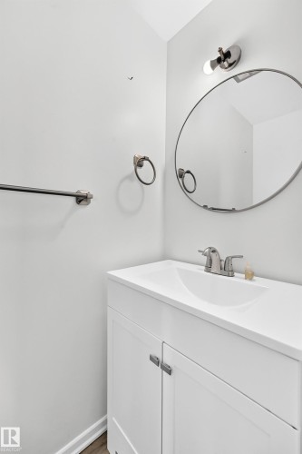 14630 52 Street Nw, Edmonton, AB - Indoor Photo Showing Bathroom