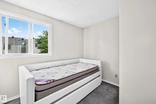 14630 52 Street Nw, Edmonton, AB - Indoor Photo Showing Bedroom