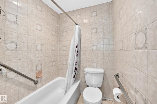 14630 52 Street Nw, Edmonton, AB - Indoor Photo Showing Bathroom