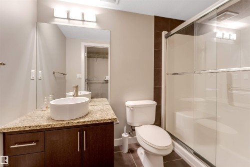 #807 10055 118 St Nw, Edmonton, AB - Indoor Photo Showing Bathroom