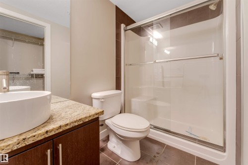 #807 10055 118 St Nw, Edmonton, AB - Indoor Photo Showing Bathroom