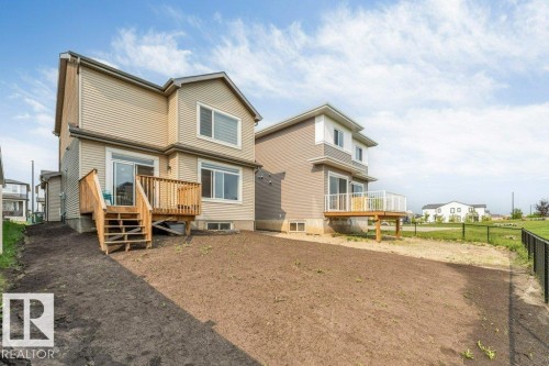7017 54 Avenue, Beaumont, AB - Outdoor