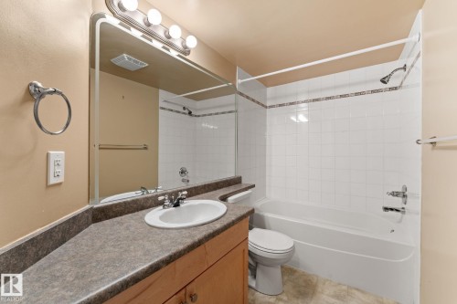 #203 8909 100 St Nw, Edmonton, AB - Indoor Photo Showing Bathroom
