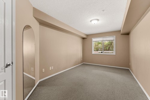 #203 8909 100 St Nw, Edmonton, AB - Indoor Photo Showing Other Room