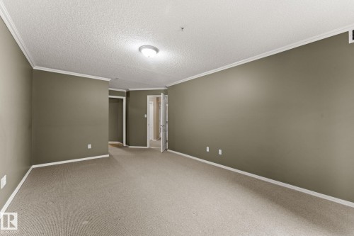 #203 8909 100 St Nw, Edmonton, AB - Indoor Photo Showing Other Room