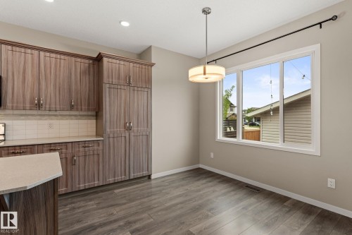 17159 49 Street Nw, Edmonton, AB - Indoor Photo Showing Other Room