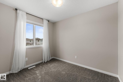 17159 49 Street Nw, Edmonton, AB - Indoor Photo Showing Other Room