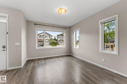 17159 49 Street Nw, Edmonton, AB - Indoor