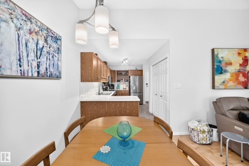 #20 9704 165 St Nw, Edmonton, AB - Indoor Photo Showing Dining Room