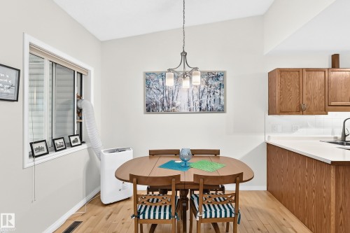 #20 9704 165 St Nw, Edmonton, AB - Indoor Photo Showing Dining Room