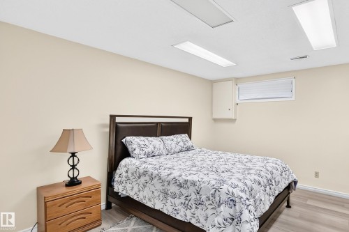 #20 9704 165 St Nw, Edmonton, AB - Indoor Photo Showing Bedroom