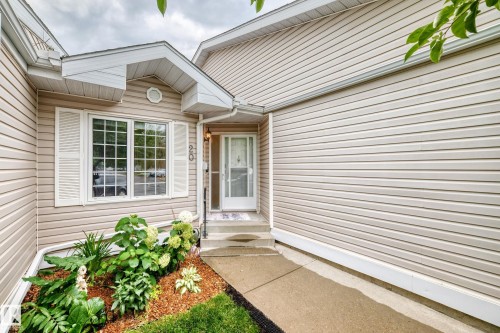 #20 9704 165 St Nw, Edmonton, AB - Outdoor