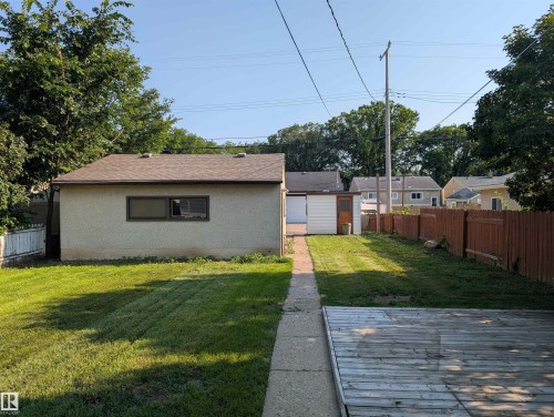 With the lot being 43 feet by 141 feet, there is lots of space in the backyard, even with the double garage and extra wide parking pad. - 9747 66 Avenue Nw, Edmonton, AB - Outdoor