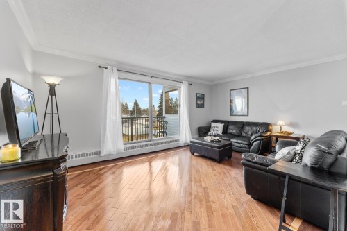 #307 911 10 St, Cold Lake, AB - Indoor Photo Showing Living Room